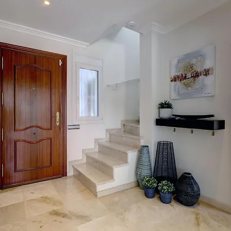 Private Villa, Heated Pool Puerto Banus